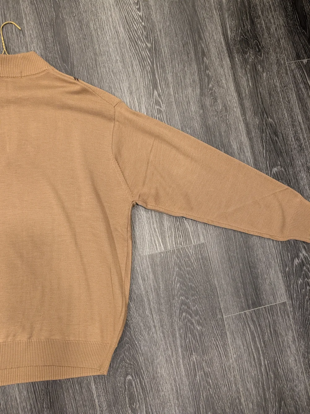 Stacy Adams Tan Crewneck Sweater with Diamond Knit Pattern
